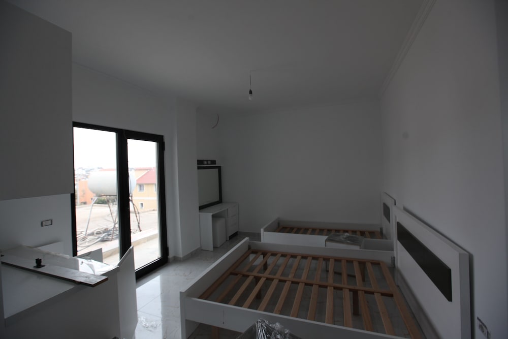 Irdi Aparthotel