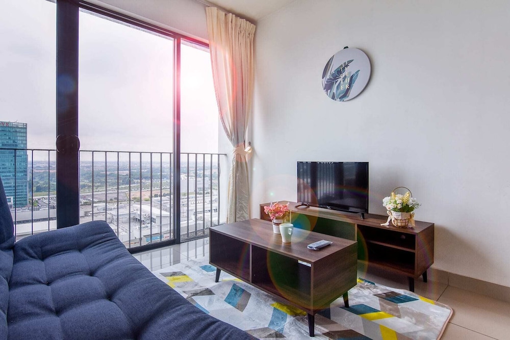 Lovely Studio Trefoil Near Setia City Mall & Sccc