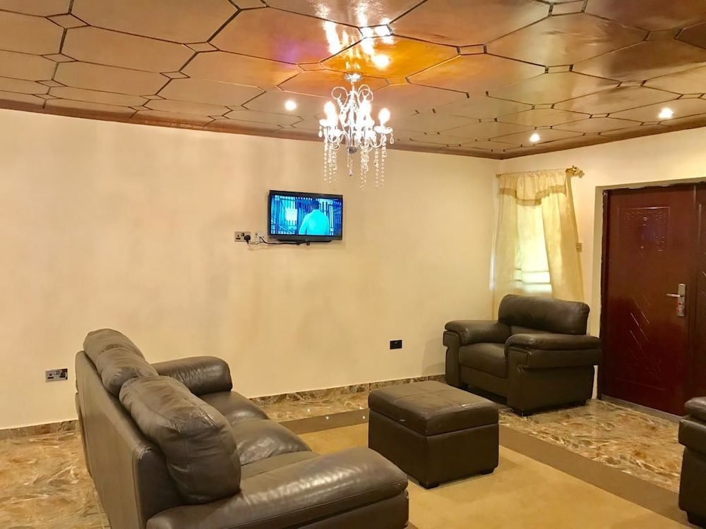 Ishmajoso Lodge view 5