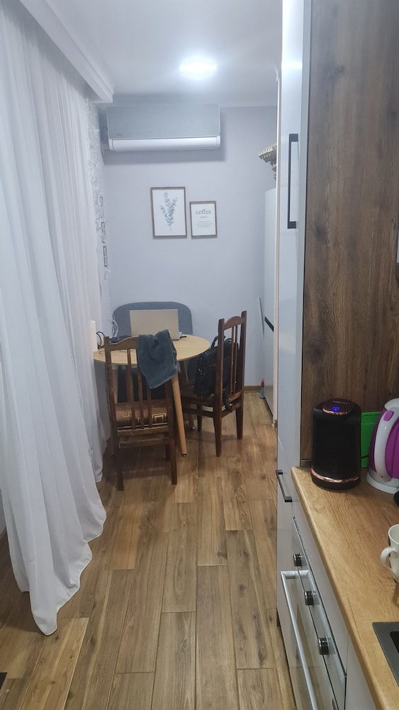 FLAT view 5