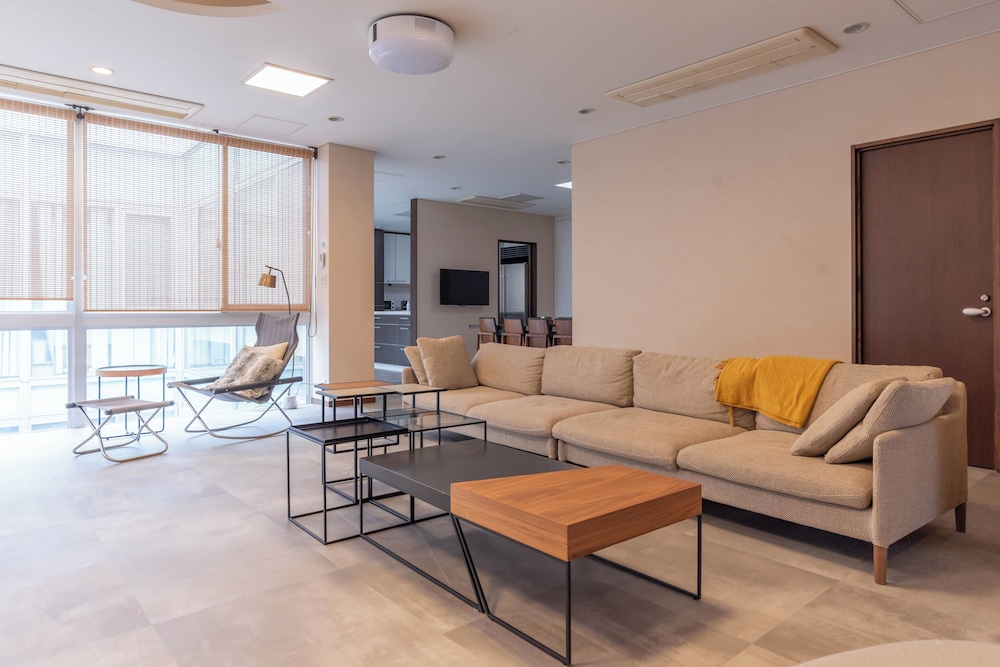 Bijou Suites AI PREMIUM