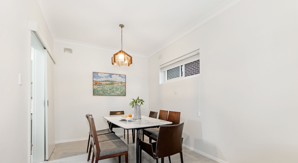 Kozyguru | Forestville | Charming 3Br House
