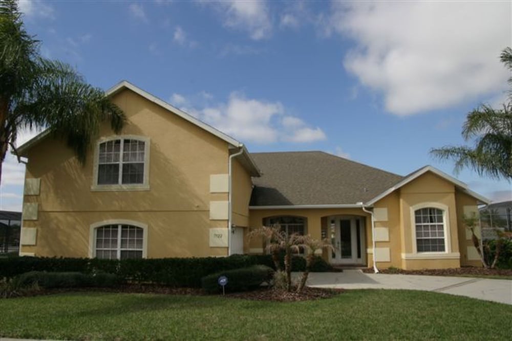 Formosa Gardens - Image 1