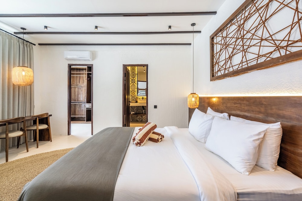 Sacred Jungle by EVDEkimi Ubud – Modern Villas and Apartments with Kitchens, Pools, & Personalized Concierge Service