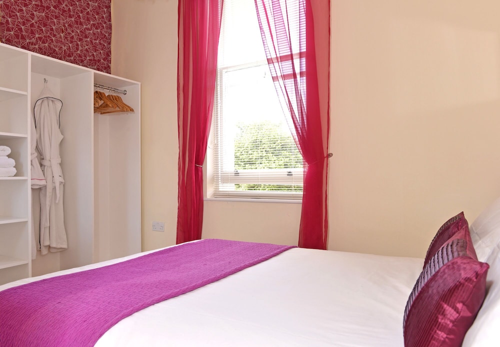 Cavendish Apartment view 2
