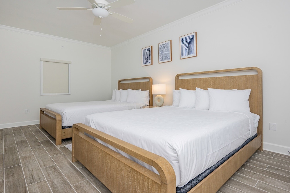Phoenix Gulf Shores Ii 2002 3 Bedroom Condo