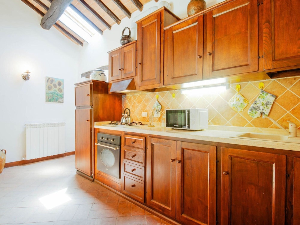 House With Panoramic View photo 3