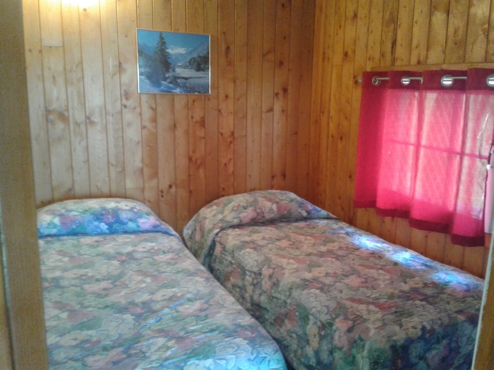 Minnehaha Camp Resort