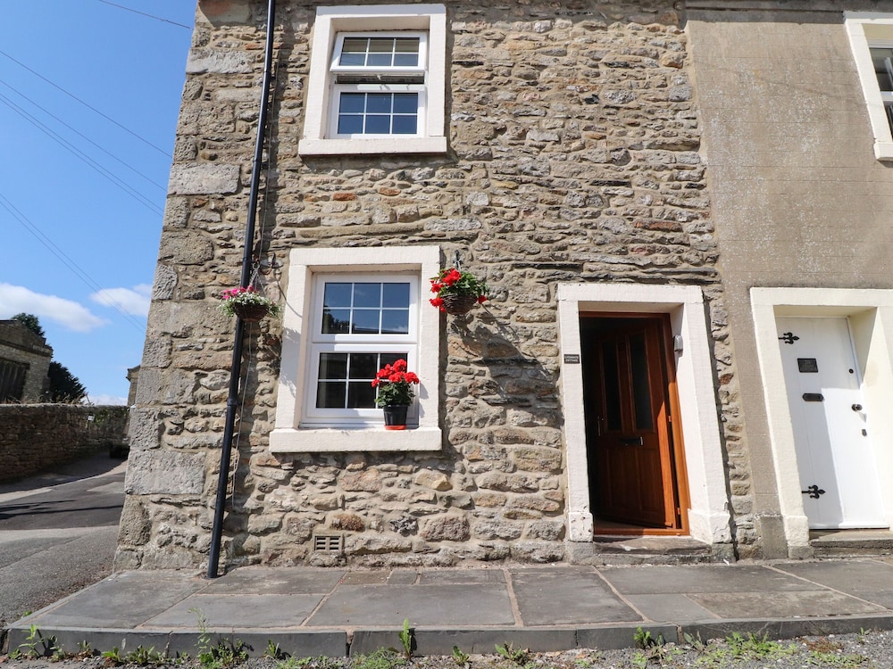 Lychgate Cottage