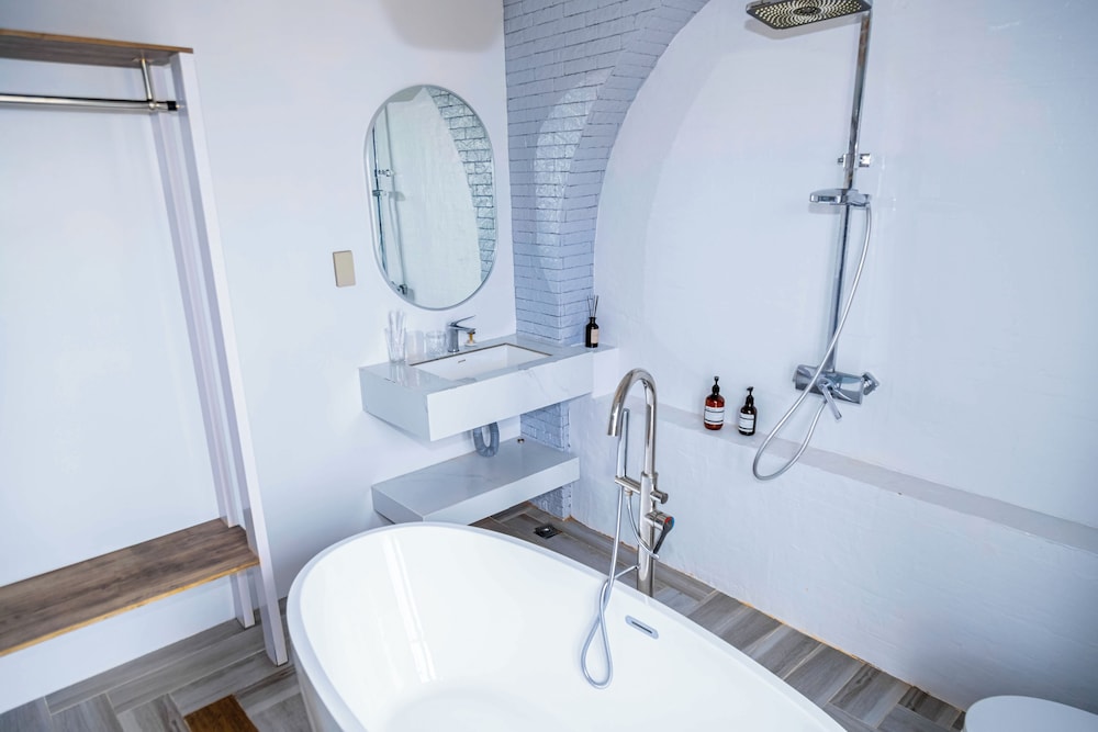 Luxury 3 br La Fleur Villa-Novaworld PT
