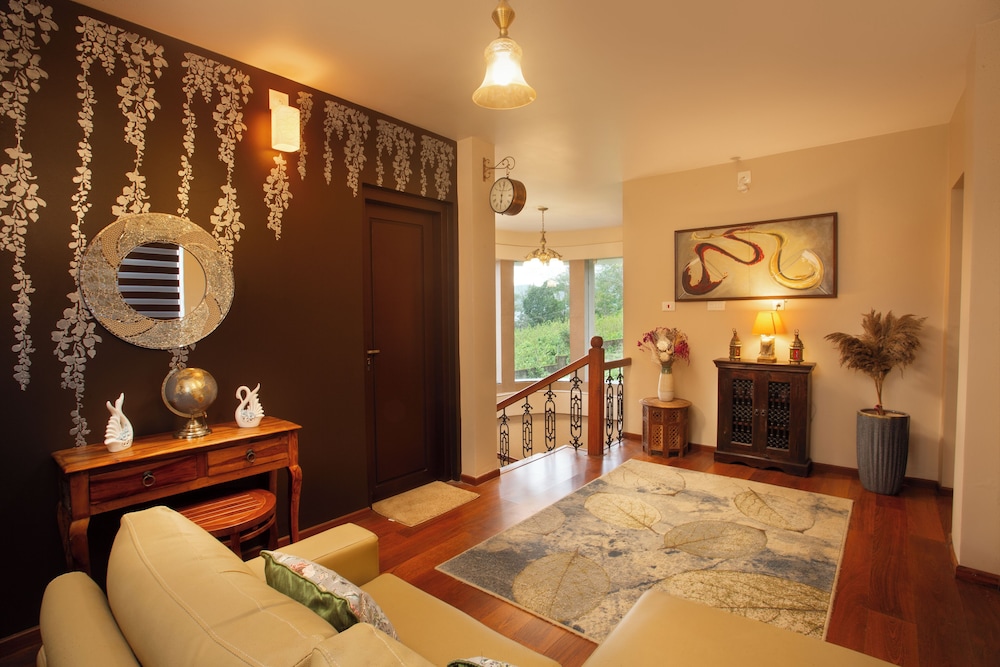 Elys Luxury Villa