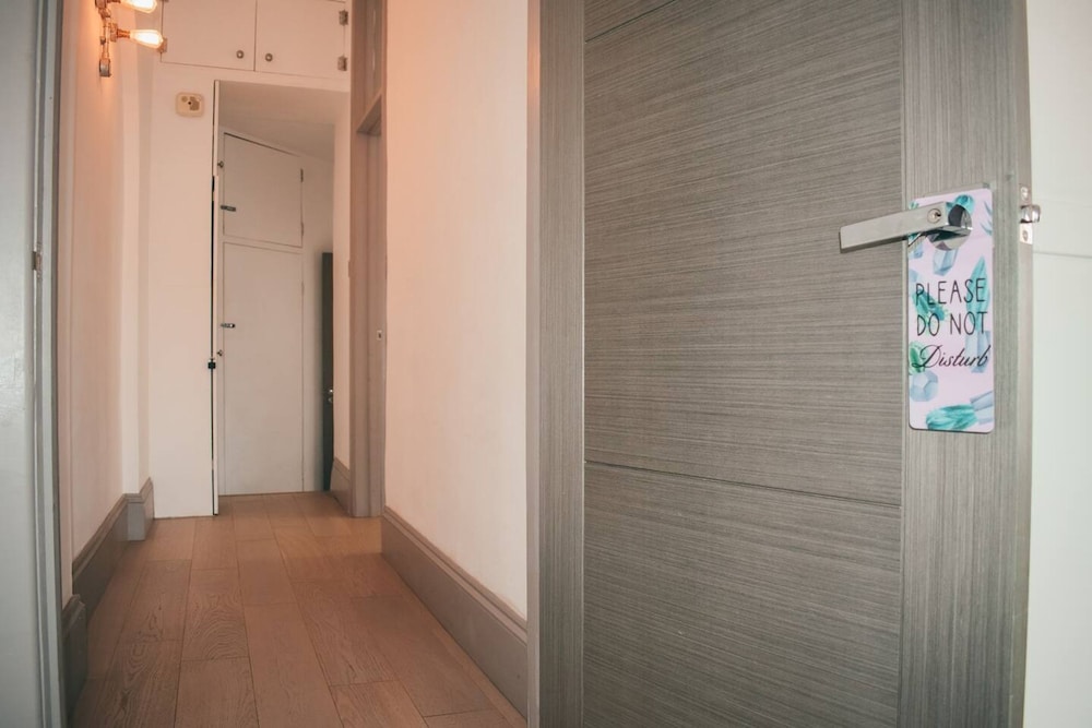 The Twickenham Apartment Near Strawberry Hill