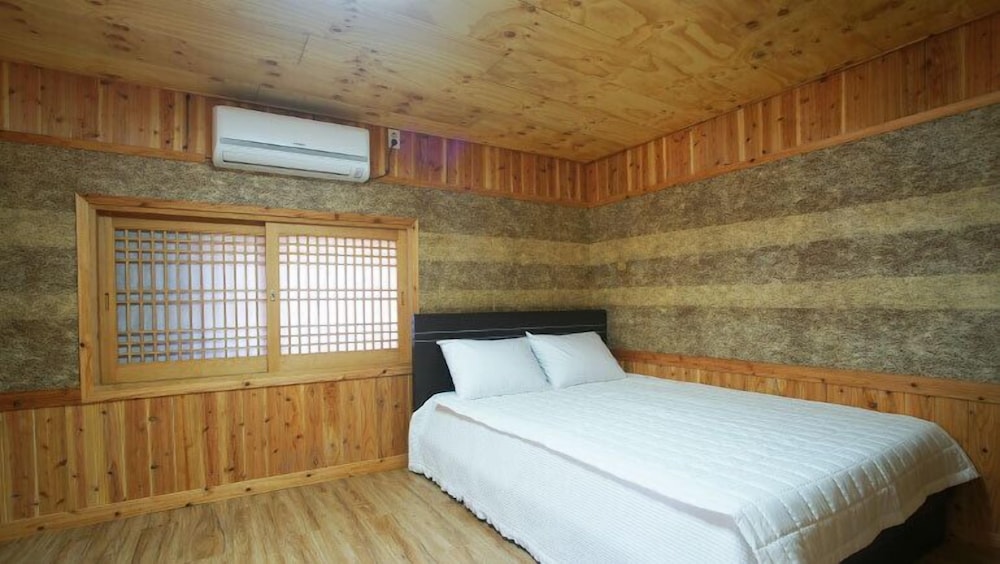 Chan's House Pension