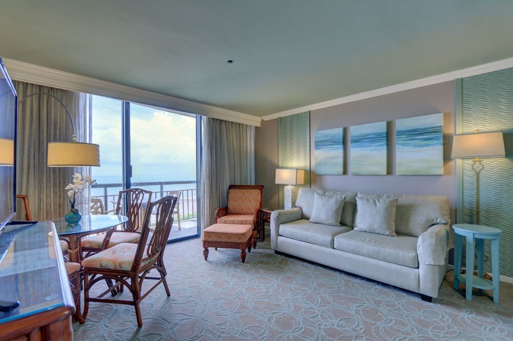 Gorgeous San Luis Condo Amazing Pool Amenities