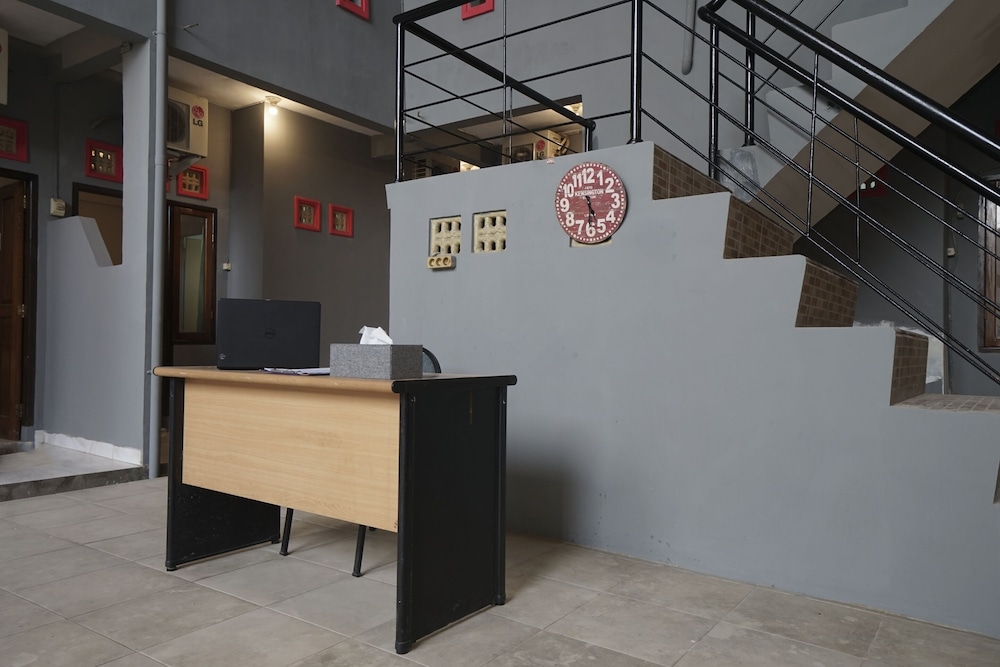 Hotel O Palembang Near Bumi Sriwijaya Stadium Formerly HPA Homestay