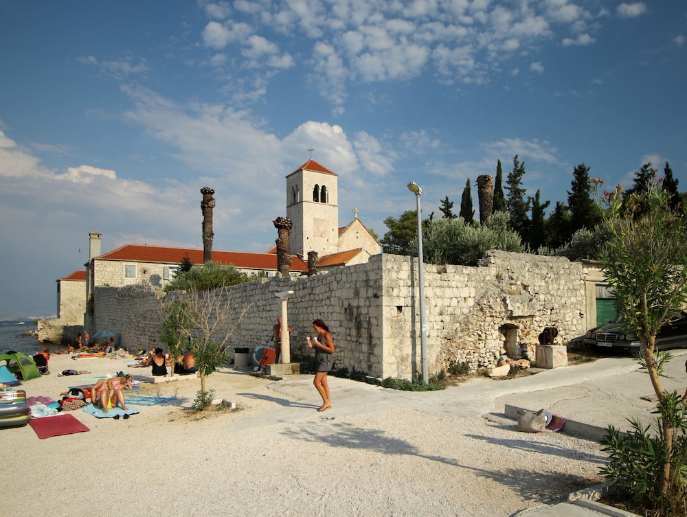 Photo 31