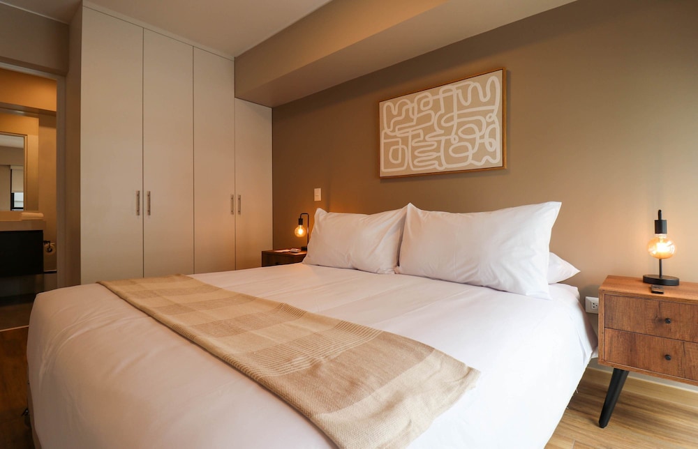 w Splendid 2BR w Magnificent Deco in Miraflores