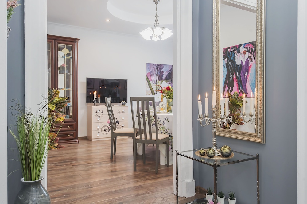 GM Apartment Spiridonovka