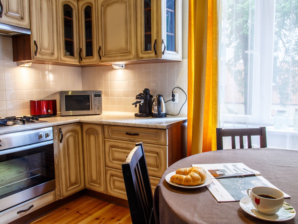 Apartments Happy Hours