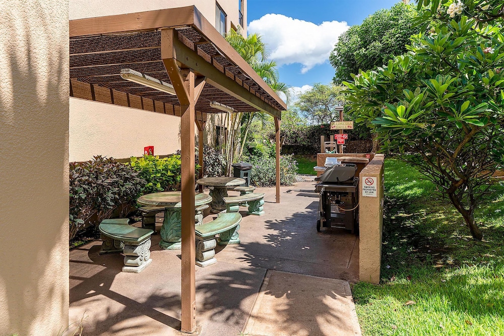 Summer Sale! Deluxe Modern Renovation, Split-ac, Kamaole Sands 4-411, Book Now!