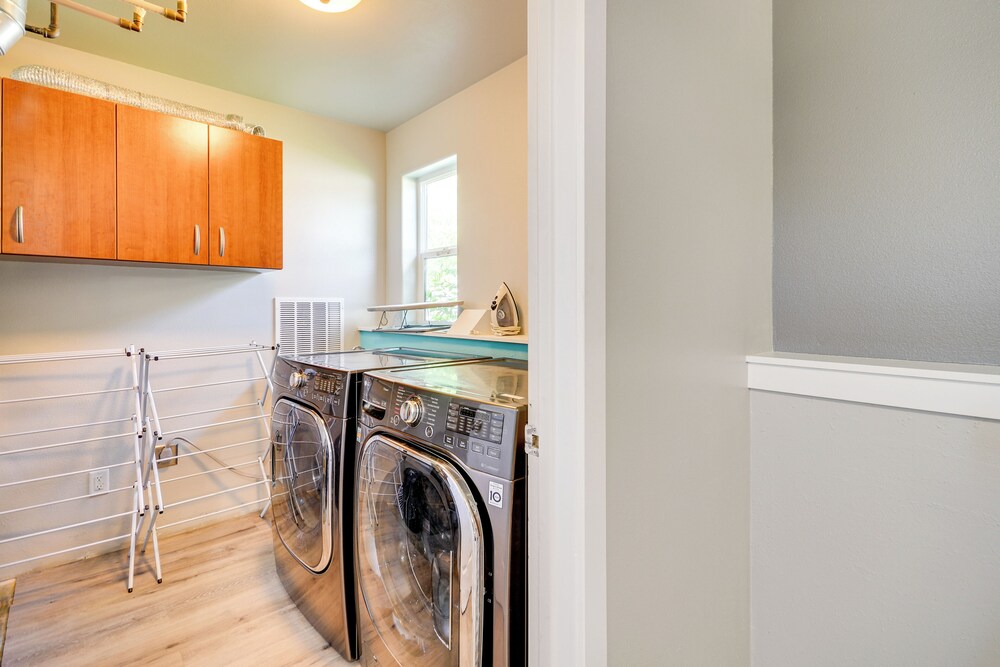 6 Mi to Zoomontana: Family Home w/ Fenced Yard