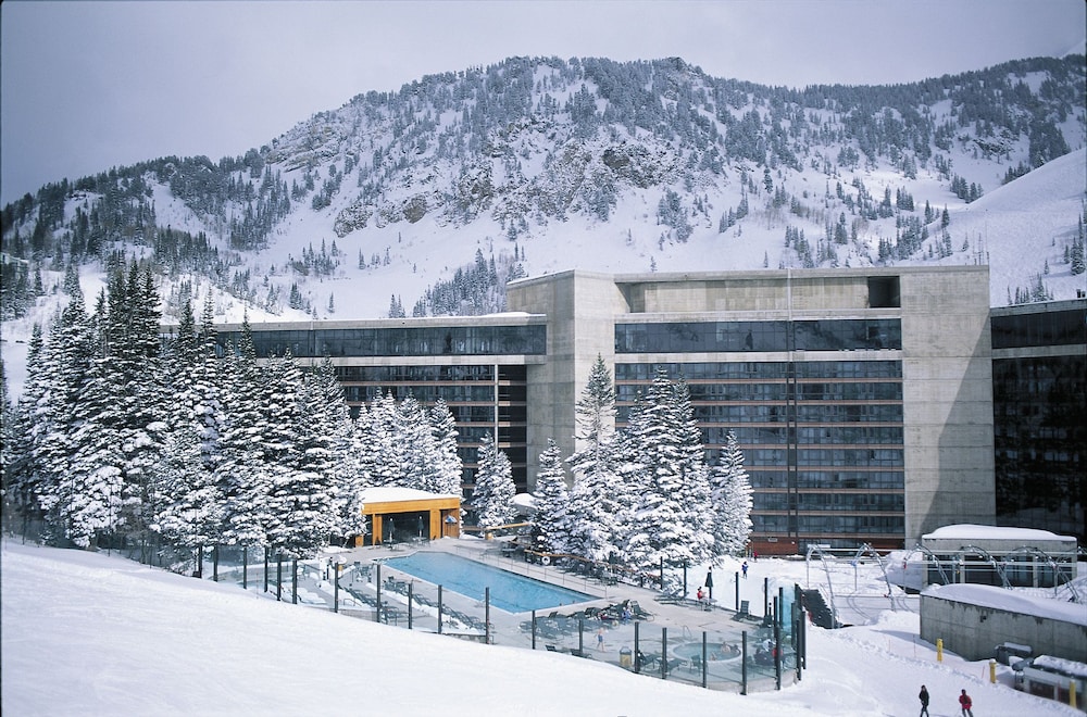 The Cliff Lodge and Spa