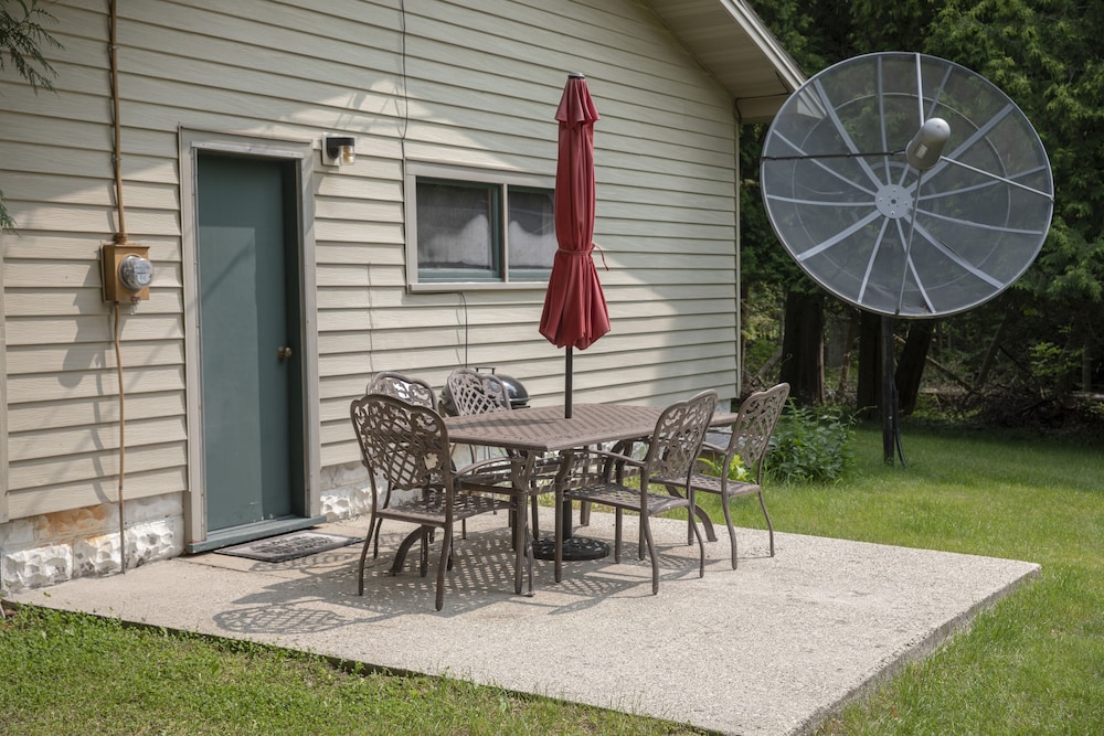 Ridges Inn & Suites