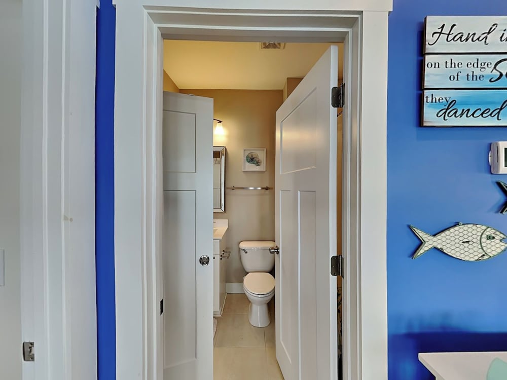 Shore Sounds Fun by Topsail Realty
