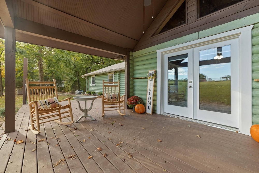 Farm Experience in a Beautiful Log Cabin