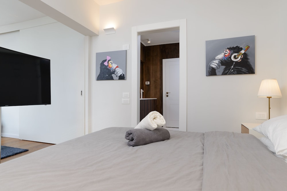 Duplex 2 bedroom with a terrace view 4