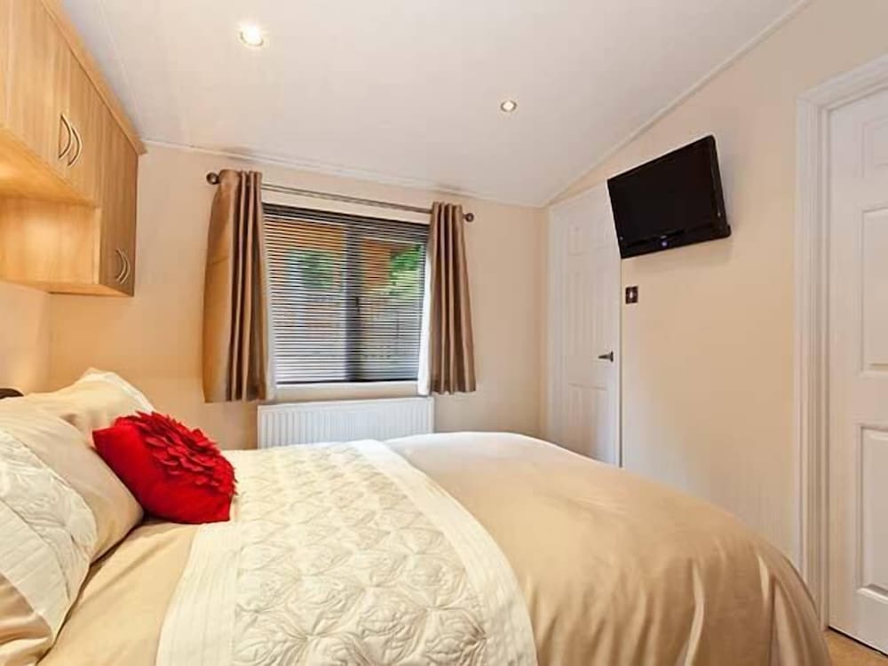 Beech Hill Lodge at Fallbarrow Park view 4
