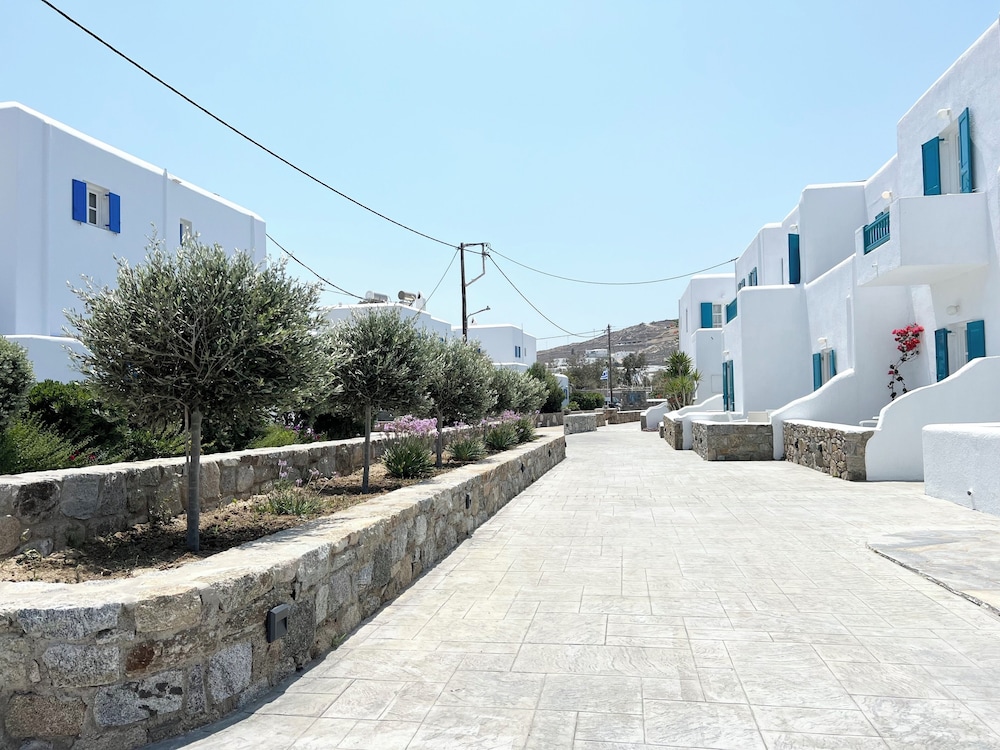 Cyclades Blue