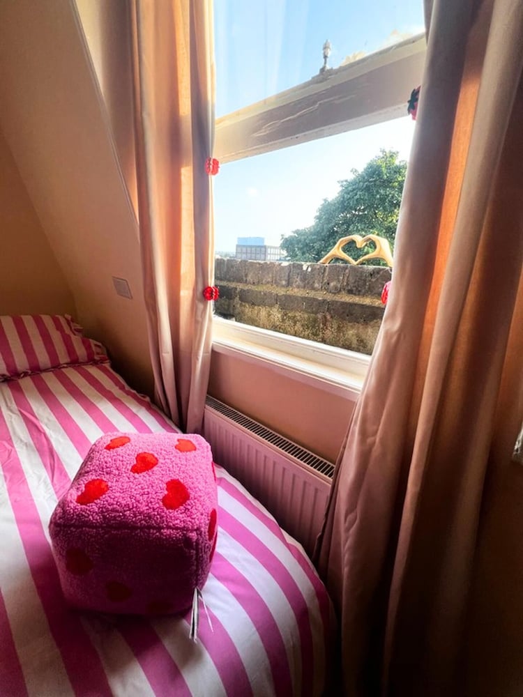 Cosy London Apartment Near Earl's Court