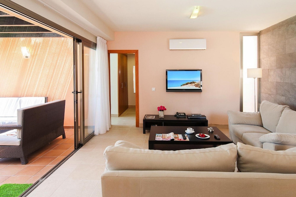 Holiday Home in Maspalomas With Private Pool