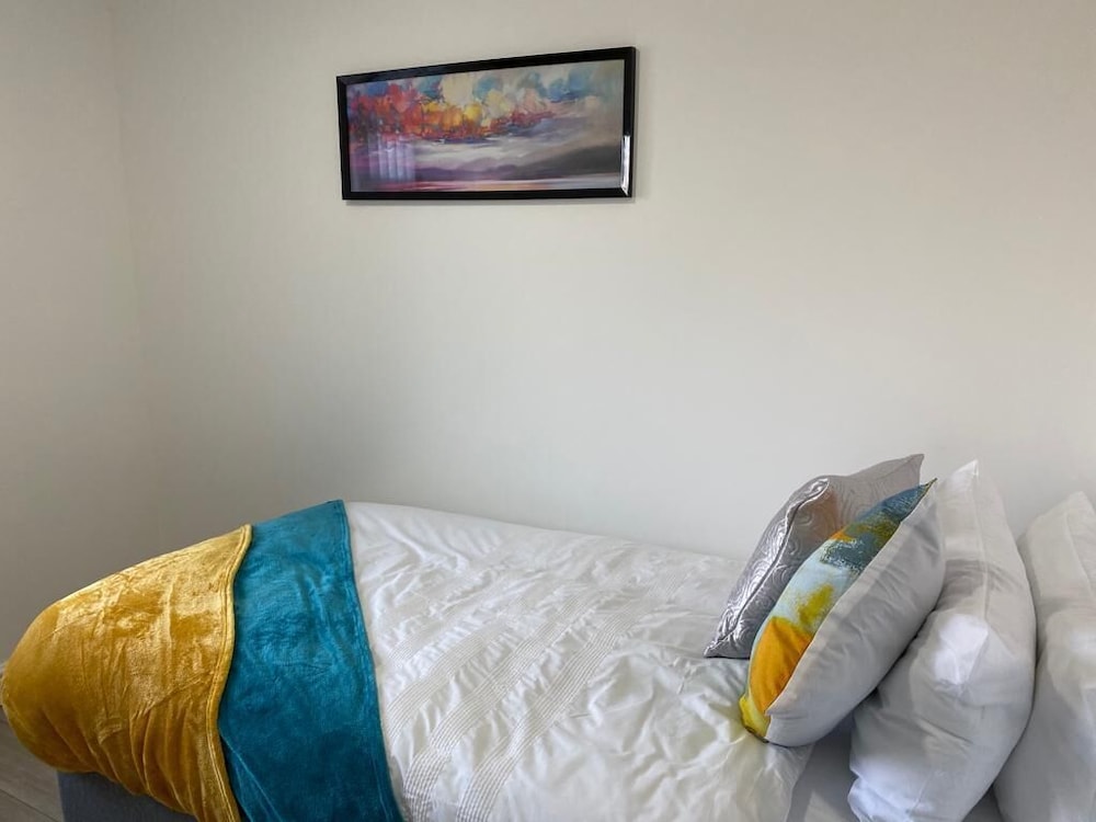 Hodgehill Apartments view 2
