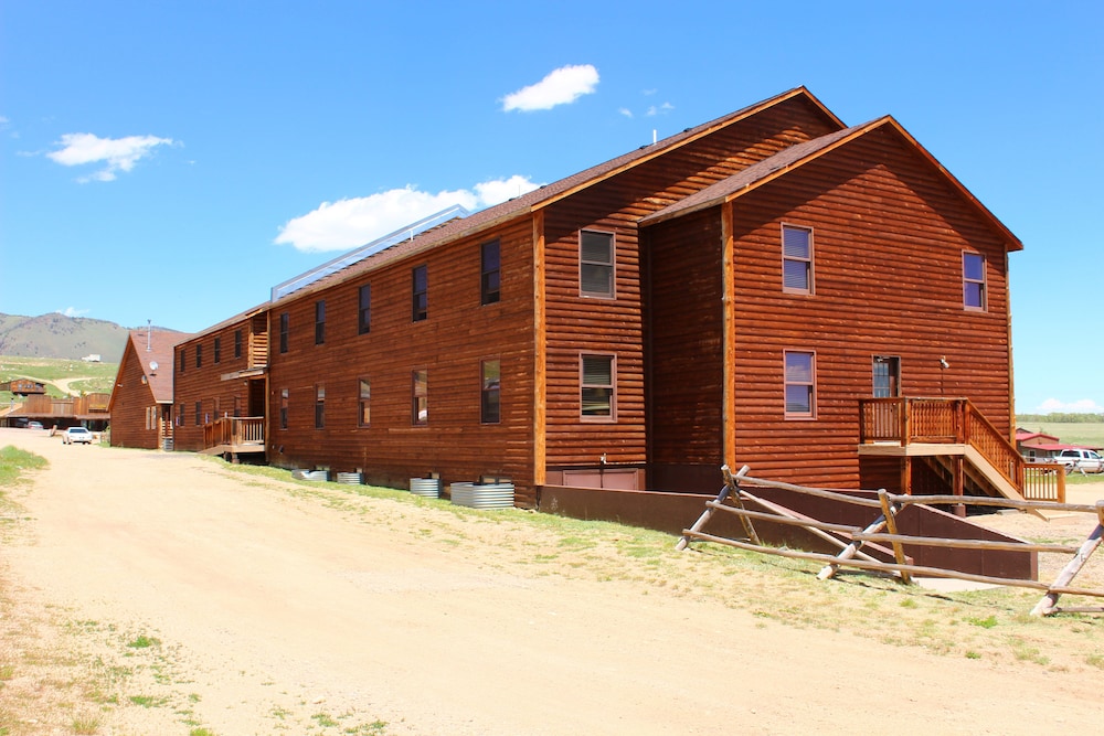 Old Corral Hotel & Steakhouse