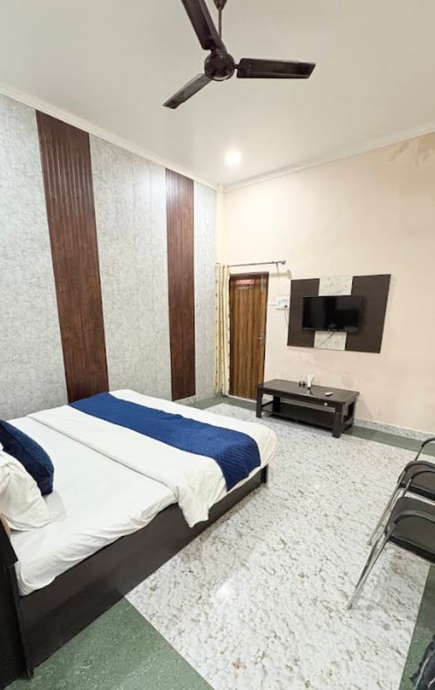 Hotel Indra Palace Jaunpur