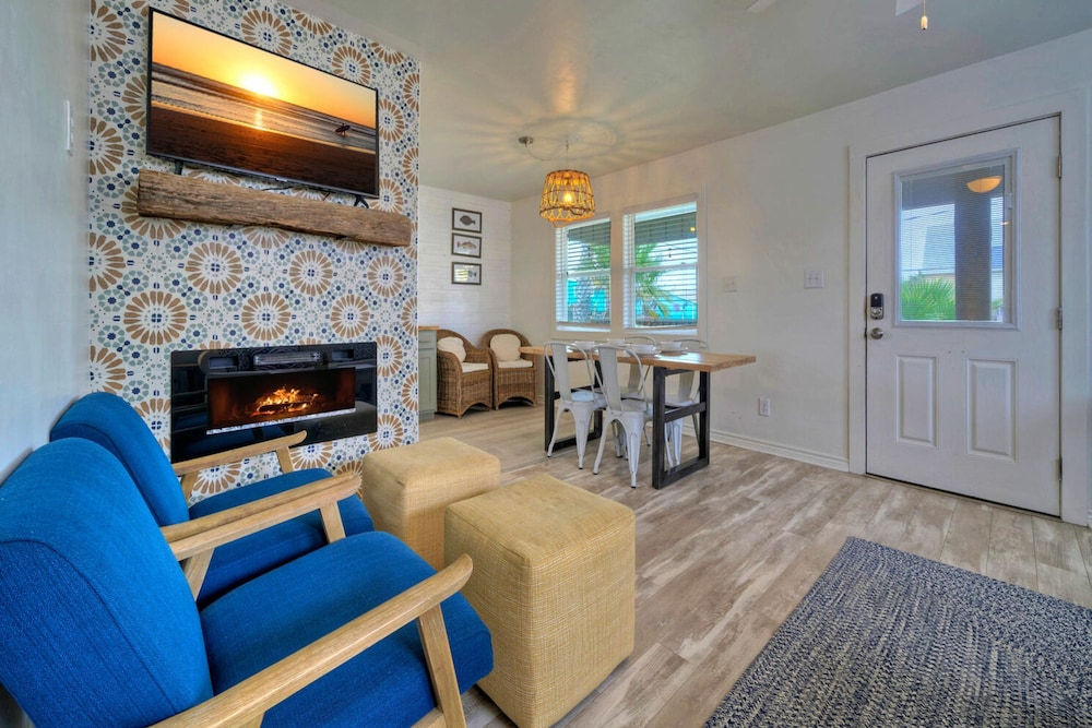 Kenna s Kabana by Avantstay 2 Blocks to Beach