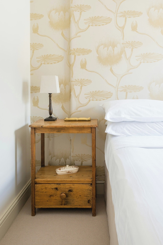 Kinnerton Street by Onefinestay