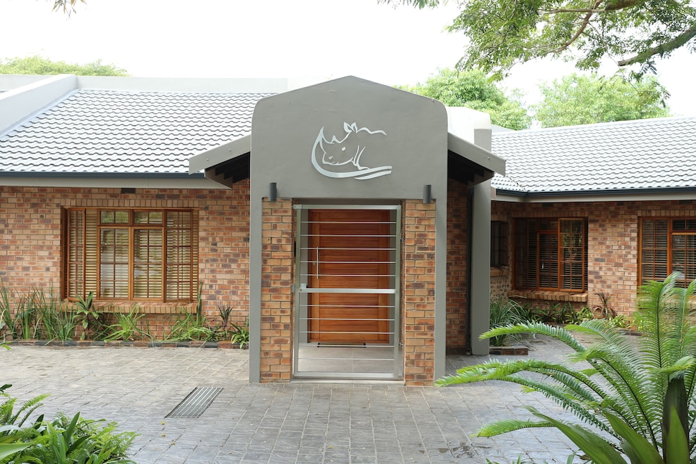 Rhino Coast Guest House