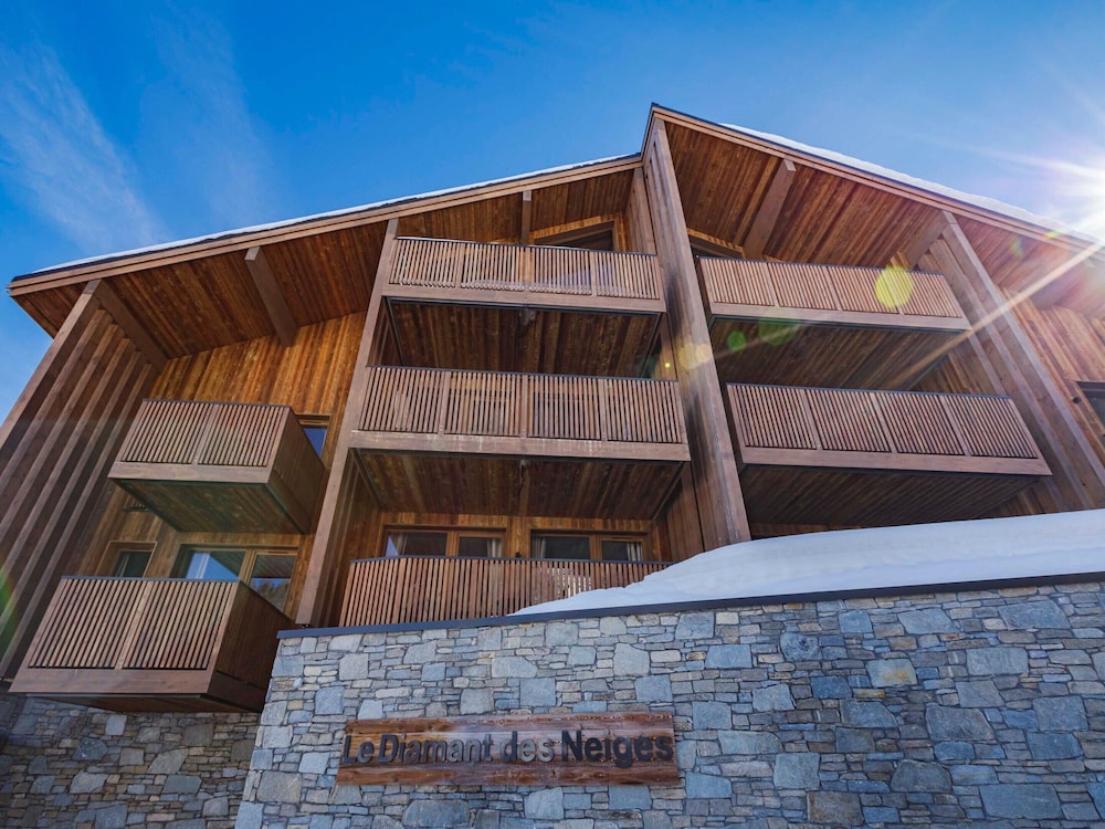 Apartment in Plagne 1800 With Ski-in/ski-out