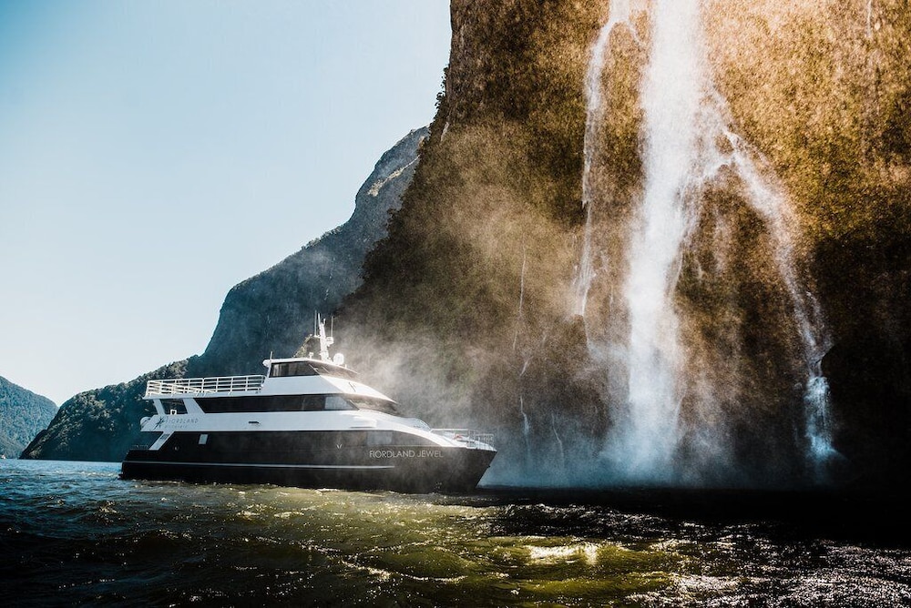 Fiordland Discovery