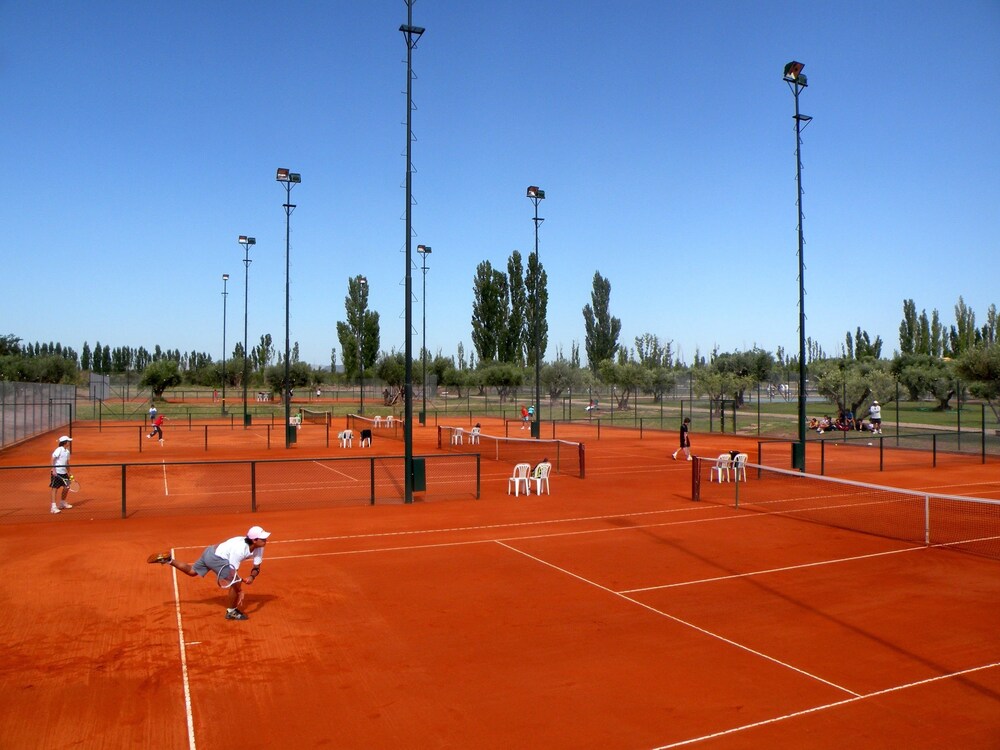 Algodon Wine Estates and Champions Club
