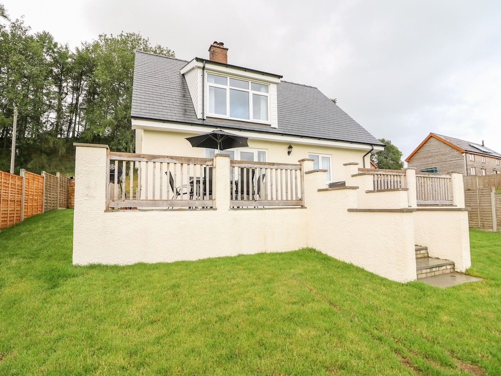 Lower Pentre
