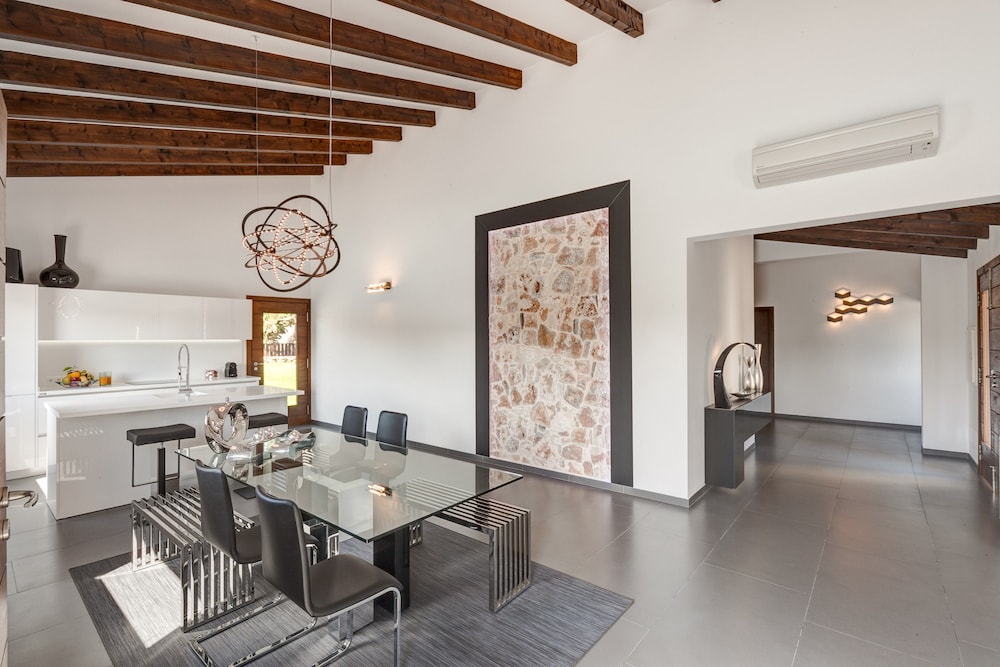 Son Calet in Llub With 3 Bedrooms and 2 Bathrooms view 4