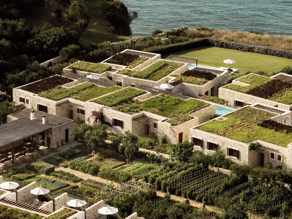 Hotel Lesante Cape Resort & Villas, a member of The Leading Hotels of the World - Image 1