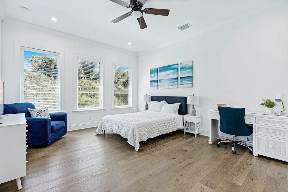 139 Ocean Estates Dr