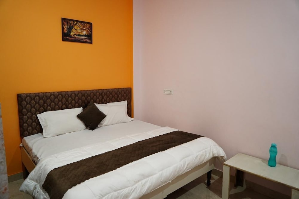 Shree Puram Guest House