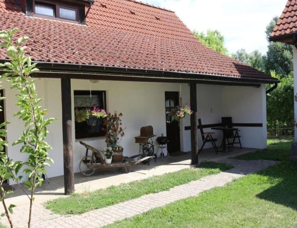 Apartment in Neuendorf Near Achterwasser