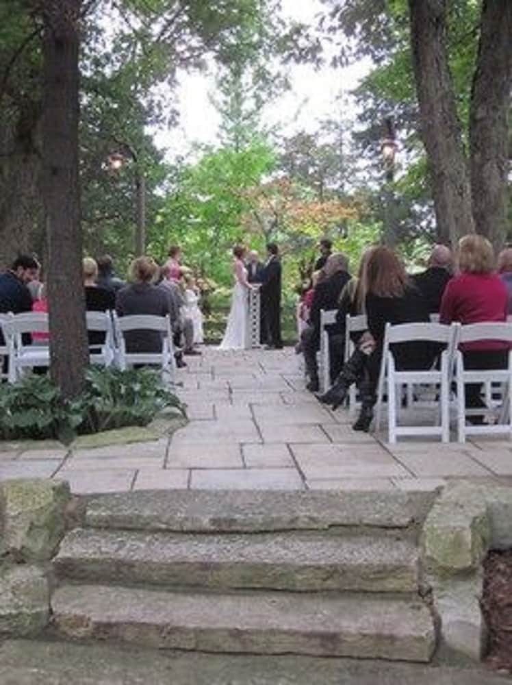 Starved Rock Lodge & Conference Center